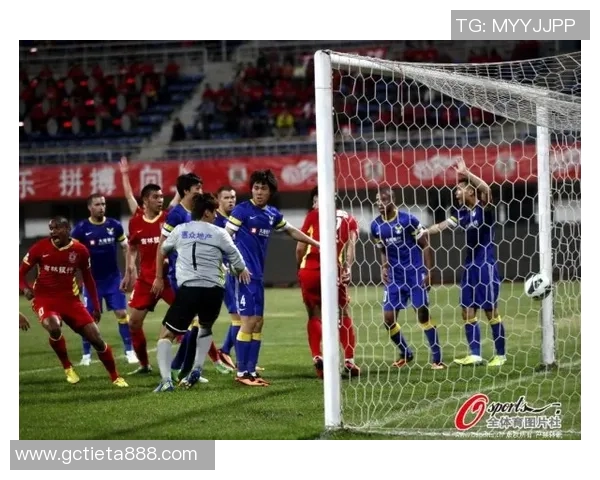 FC巴黎与尼奥特激战回顾赛场精彩瞬间与关键事件全记录